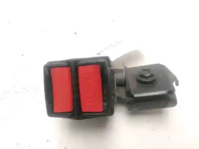 Second-hand car spare part Right Rear Seat Belt Buckle for RENAULT CLIO 2 MANUAL OEM IAM references 8200684043  