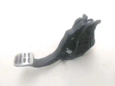 Recambio de automóvil de segunda mano de PEDAL DE EMBRAGUE para SKODA FABIA II COMBI (545) 1.6 TDI referencias OEM IAM 6R1721321B  