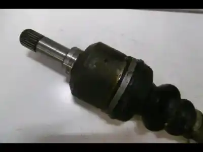 Peça sobressalente para automóvel em segunda mão Transmissão Dianteira Direita por PEUGEOT 206 MANUAL Referências OEM IAM 3273AQ  