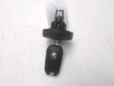 Second-hand car spare part FUEL CAP for PEUGEOT 308 2 MANUAL OEM IAM references 1508H7  