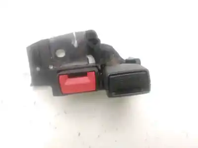 Pezzo di ricambio per auto di seconda mano GANCIO CINTURA POSTERIORE SINISTRO per RENAULT CLIO 3 MANUAL Riferimenti OEM IAM 8200684024  