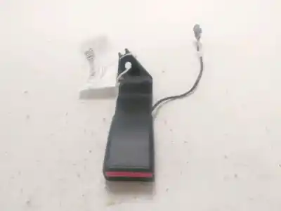 Peça sobressalente para automóvel em segunda mão CHICOTE / ENCAIXE CINTO SEGURANÇA TRASEIRO DIREITO por RENAULT ARKANA AUTOMATICO Referências OEM IAM 878167142R  