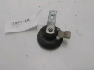Pièce détachée automobile d'occasion KLAXON / SIGNAL SONORE pour RENAULT CLIO 3 1.5 DCI 90CH MANUAL Références OEM IAM 8200477946  