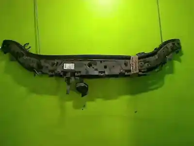 Pezzo di ricambio per auto di seconda mano ANTERIORE ANTERIORE per RENAULT MEGANE 3 MANUAL Riferimenti OEM IAM 8200137495  