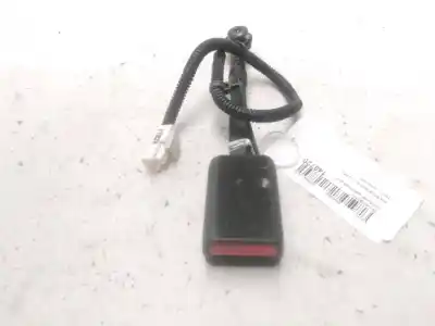 Peça sobressalente para automóvel em segunda mão Chicote / Encaixe Cinto Segurança Dianteiro Direito por KIA SPORTAGE GT Line 2WD Referências OEM IAM 88840F1000WK  88840F1000WK