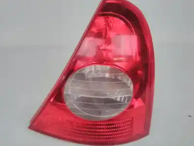 Peça sobressalente para automóvel em segunda mão farol / farolim direito por renault clio 2 1.5 dci 65ch manual referências oem iam 8200917487  
