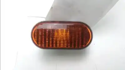 Peça sobressalente para automóvel em segunda mão Farolim Do Lado Esquerdo por RENAULT CLIO 2 1.5 DCI 65CH MANUAL Referências OEM IAM 8200257684  