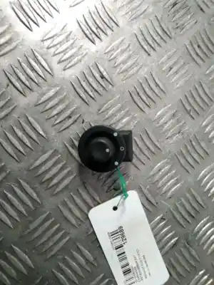 Second-hand car spare part rearview side mirror switch for renault clio 3 manual oem iam references 255704649r  
