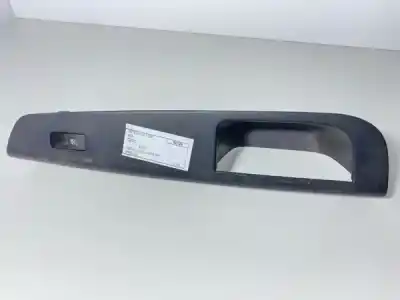 Second-hand car spare part Switch for KIA CEED 2007-DE ELEVALUNAS DH OEM IAM references 82128  2007-DE ELEVALUNAS DH