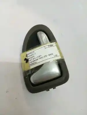 Piesă de schimb auto la mâna a doua Mâner Geam Fațã Dreapta pentru RENAULT SCENIC ANT S 1.9 DTI-IZQUIERDO ELECTRICO - GRIS Referințe OEM IAM 77494  ANT SEGUNDA SERIE 1.9 DTI-INTERIOR TRAS IZQ - CROMADA