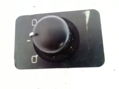 Second-hand car spare part Switch for AUDI A6 01 2.4 GASOLINA-** OEM IAM references 52117  01 2.4 GASOLINA-REGULADOR DE ESPEJOS
