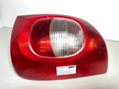 Pièce détachée automobile d'occasion FEU ARRIÈRE DROIT pour CITROEN XSARA PICASSO  Références OEM IAM 52745  