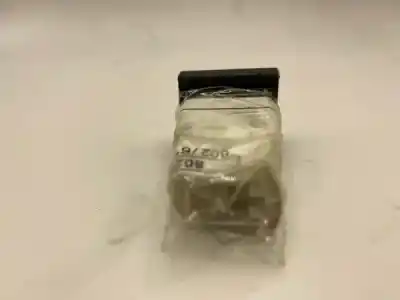 Peça sobressalente para automóvel em segunda mão trocar por audi a3 (8p) 2.0 tdi referências oem iam 80276  8p-esp