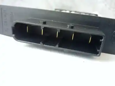 Peça sobressalente para automóvel em segunda mão Radiador De água por KIA CEED SW 08 1.9 CRDI-DE LLUVIA - 96000-3K000 / 20071030200045A R Referências OEM IAM 57950  SW 08 1.9 CRDI-DE CALEFACCION
