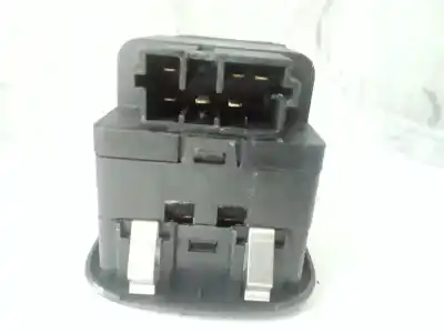 Peça sobressalente para automóvel em segunda mão Trocar por PEUGEOT 306 MOD 4P TD Nº3945-DE ELEVALUNAS IZQUIERDO - DOBLE. SIN CONFORT Referências OEM IAM 62899  