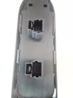 Tweedehands auto-onderdeel Schakelaar voor PEUGEOT 407 04 2.0 HDI - Nº4184-DE ELEV IZQUIERDO - PARA 4 OEM IAM-referenties 70921  04 2.0 HDI - Nº4184-DE ELEV IZQUIERDO - PARA 4