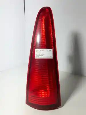Peça sobressalente para automóvel em segunda mão FAROLIM TRASEIRO DIREITO por RENAULT KANGOO  Referências OEM IAM 81174  08 1.5 DCI - Nº5896-SUPERIOR DH