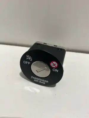 Second-hand car spare part SWITCH for KIA CEED  OEM IAM references 95807  3P 15 1.6 D Nº6858-AIRBAG