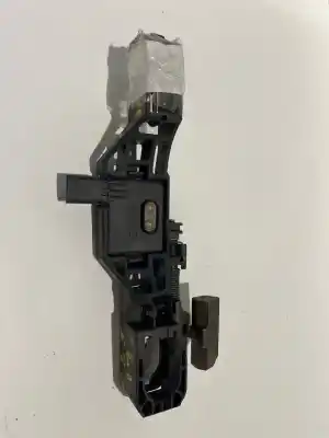 Recambio de automóvil de segunda mano de Manilla para RENAULT LAGUNA 2005-EXTERIOR DELANTERA IZQUIERDO referencias OEM IAM 1027468  