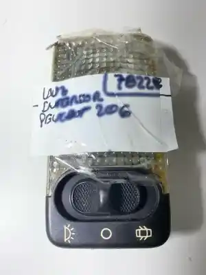 Pezzo di ricambio per auto di seconda mano LUCE INTERNA per PEUGEOT 206  Riferimenti OEM IAM 78228  