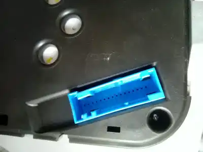 Pezzo di ricambio per auto di seconda mano PANNELLO DEGLI STRUMENTI per VOLKSWAGEN POLO  Riferimenti OEM IAM 62548  01 1.4 16V - Nº2601-TRW - 6N0920804D