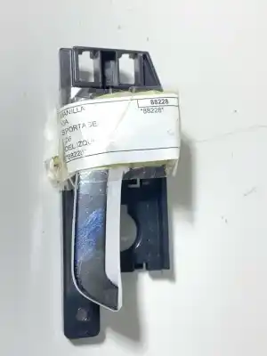 Pezzo di ricambio per auto di seconda mano MANIGLIA ALZACRISTALLI ANTERIORE DESTRA per KIA SPORTAGE 2006-INTERIOR DELANTERA IZQUIERDA CROMADA Riferimenti OEM IAM 88228  