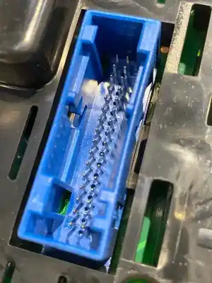 Peça sobressalente para automóvel em segunda mão quadrante por audi a3 sportback (8p) 2.0 tdi attraction referências oem iam 98964  8p 3p 2.0 tdi nº8827-ref: 8p0920930f x