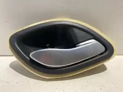 Pièce détachée automobile d'occasion MANIVELLE / POIGNÉE LÈVE VITRE AVANT DROITE pour RENAULT ESPACE 07 2.0 DCI Nº9081 Références OEM IAM 99274  
