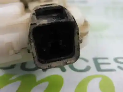 Автозапчастина б/у замок передній праві двері для mitsubishi l 200 (k6/7) 2500 td glx посилання на oem iam    Автозапчастина б/у замок передній праві двері для mitsubishi l 200 (k6/7) 2500 td glx посилання на oem iam