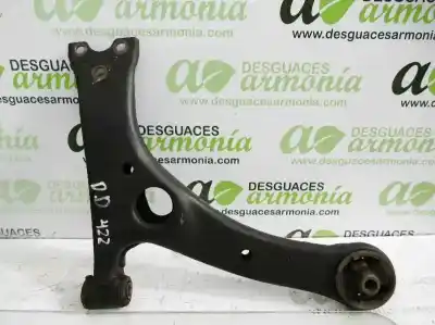 Second-hand car spare part front right lower suspension arm for toyota corolla (e12) 1.4 turbodiesel cat oem iam references 