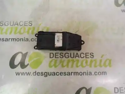 Second-hand car spare part left front power window switch for toyota corolla (_e12_) 1.4 d (nde120_) oem iam references 8480202291b0  54035096