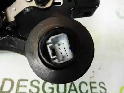 Автозапчастина б/у замок заднього правого дверя для toyota hilux (kun) cabina doble vxl 4x4 посилання на oem iam 690500k110   Автозапчастина б/у замок заднього правого дверя для toyota hilux (kun) cabina doble vxl 4x4 посилання на oem iam 690500k110