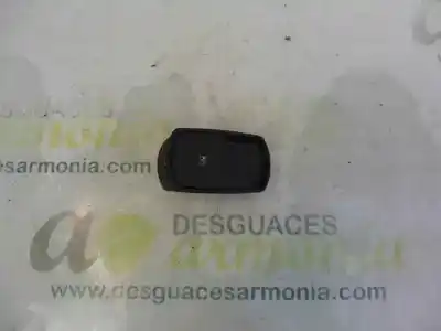 Second-hand car spare part right front power window switch for opel corsa d selective oem iam references 13189333