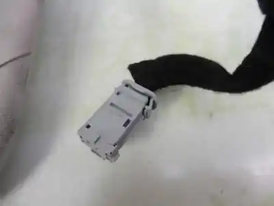 Автозапчастина б/у лівий натір для citroen c5 station wagon 2.0 bluehdi 180 посилання на oem iam 16118599bj  