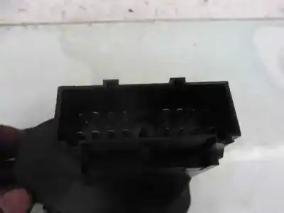 Автозапчастина б/у управління світлом для land rover range rover sport 2.7 td v6 cat посилання на oem iam yud501480pvj  