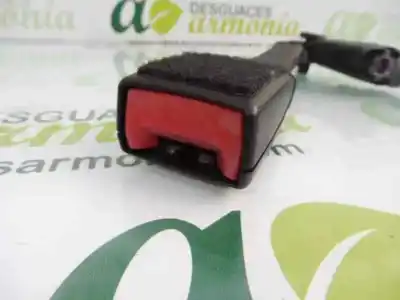 Автозапчастина б/у правий натяжач подушки безпеки для opel corsa b sport посилання на oem iam 13225285  6052771