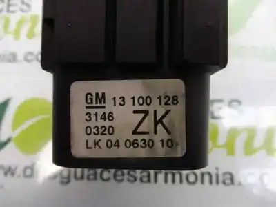Recambio de automóvil de segunda mano de mando luces para opel astra gtc 1.6 16v referencias oem iam 131001283146  