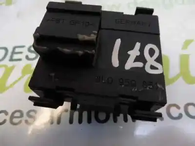 Автозапчастина б/у передні вікний вмикач для audi a3 (8l) 1.9 tdi attraction посилання на oem iam 8l09598514  