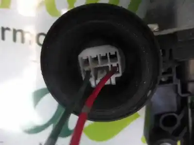 Автозапчастина б/у регулятор переднього правого скла для suzuki swift azg (nz) gl посилання на oem iam 8353058j00  