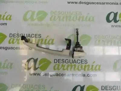 Автозапчастина б/у ліва передня зовнішня ручка для suzuki swift azg (nz) gl посилання на oem iam   