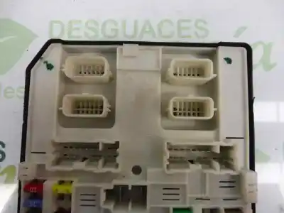 Second-hand car spare part fuse box unit for renault megane iii berlina 5 p dynamique oem iam references 284b65628r 2157283796 522222f02