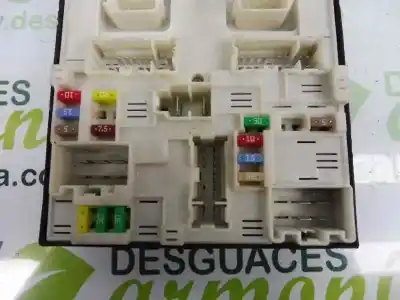 Second-hand car spare part fuse box unit for renault megane iii berlina 5 p dynamique oem iam references 284b65628r 2157283796 522222f02
