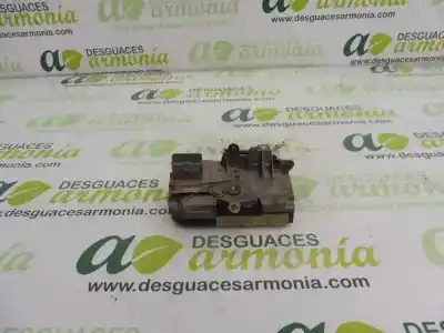 Recambio de automóvil de segunda mano de cerradura puerta delantera derecha para peugeot expert kombi confort acristaldo (8 asientos) referencias oem iam 