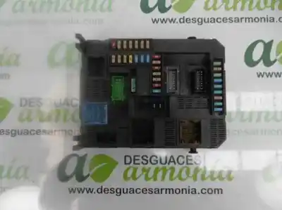 Gebrauchtes Autoersatzteil relais sicherungskasten multifunktionsrelais zum peugeot 308 access oem-iam-referenzen 9807054180