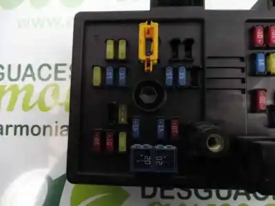 Second-hand car spare part fuse box unit for chevrolet captiva 2.0 vcdi lt oem iam references 96821082  