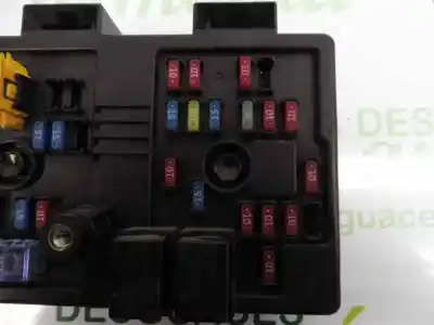 Second-hand car spare part fuse box unit for chevrolet captiva 2.0 vcdi lt oem iam references 96821082  
