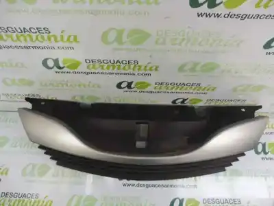 Автозапчасти б/у передняя решетка за renault laguna ii (bg0) expression ссылки oem iam 8200390126  