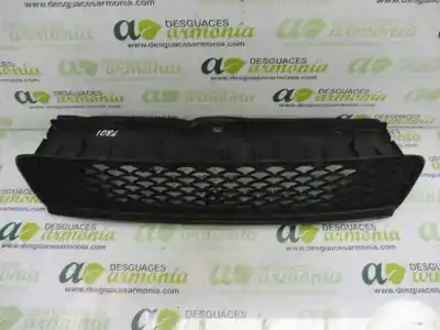 Автозапчастина б/у решіта переднього бампера для toyota auris hybrid active посилання на oem iam   