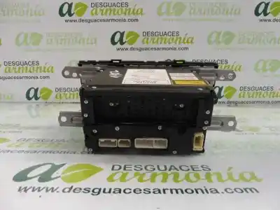 Peça sobressalente para automóvel em segunda mão sistema de áudio / rádio cd por toyota prius (nhw30) plug-in hybrid advance referências oem iam 8612047330  