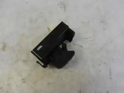 Автозапчасти б/у управление задними правыми стеклами за toyota prius (nhw30) plug-in hybrid advance ссылки oem iam 192801  